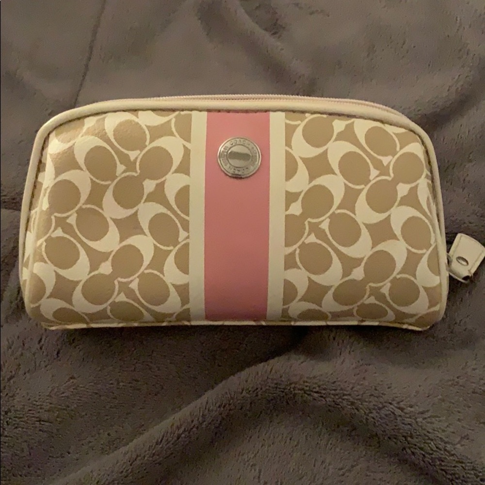 Coach cosmetics case